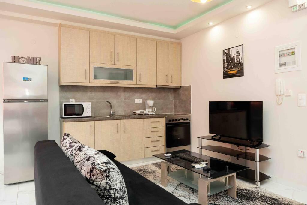 Luxury Studio In Downtown Thessaloniki Exterior photo