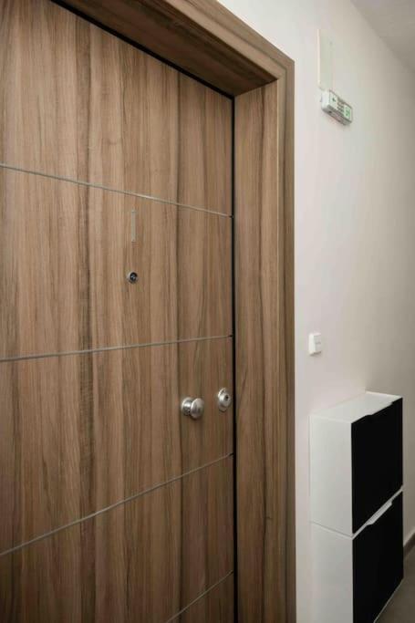 Luxury Studio In Downtown Thessaloniki Exterior photo